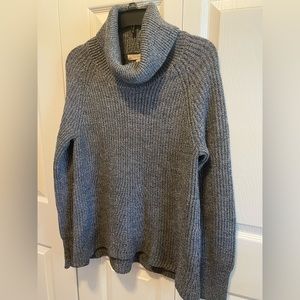 Banana Republic Gray Turtleneck Sweater